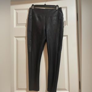 T by Talbots, Petite Medium, faux leather, black